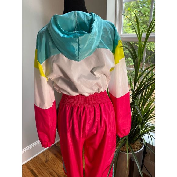 NEON JUMPSUIT AND MATCHING SHORTS - Picture 3 of 7